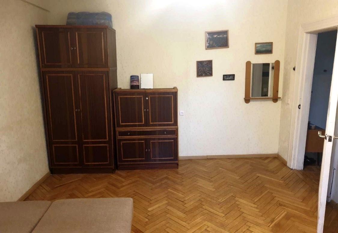1871518275888117
