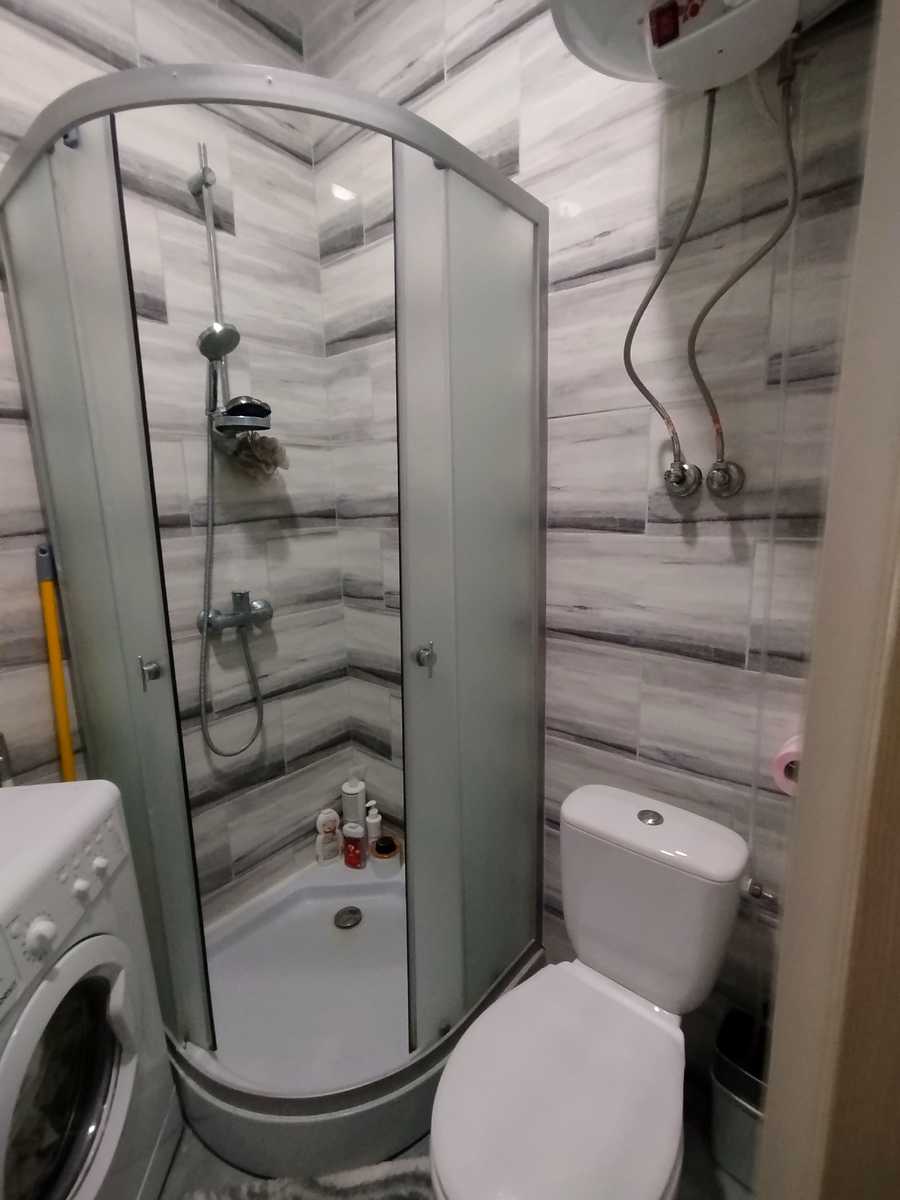 1871543579478417