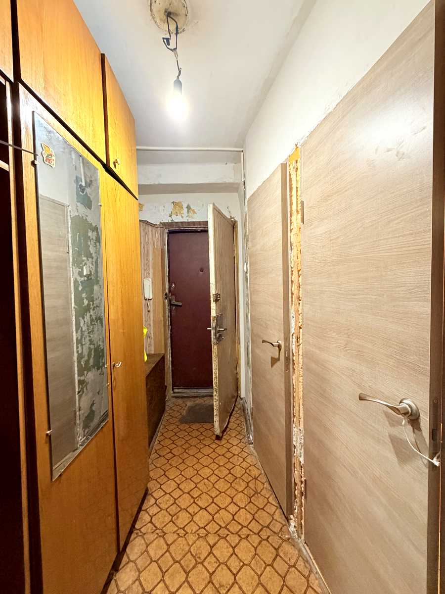 1871576659744924
