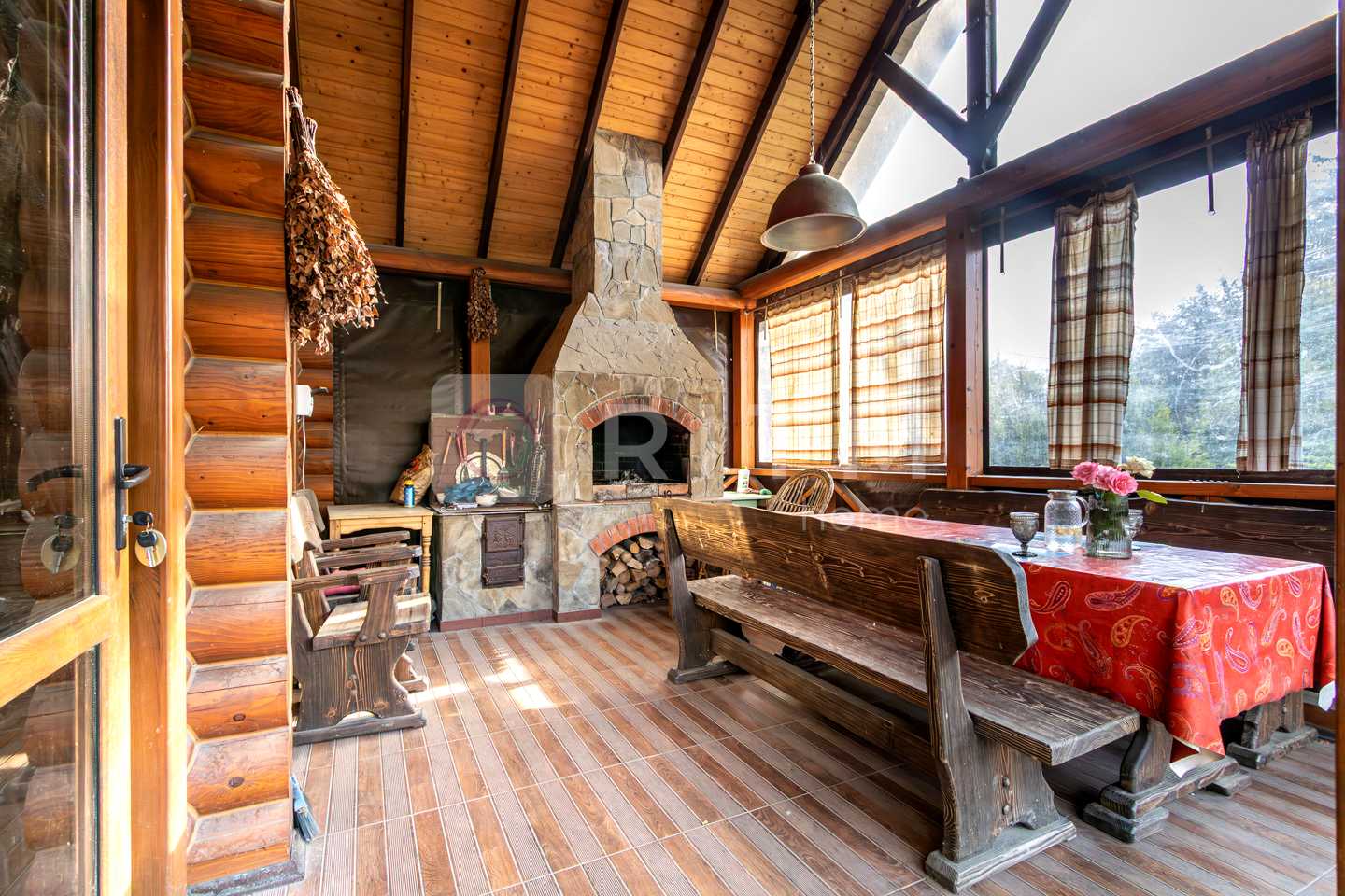 1871578332276927
