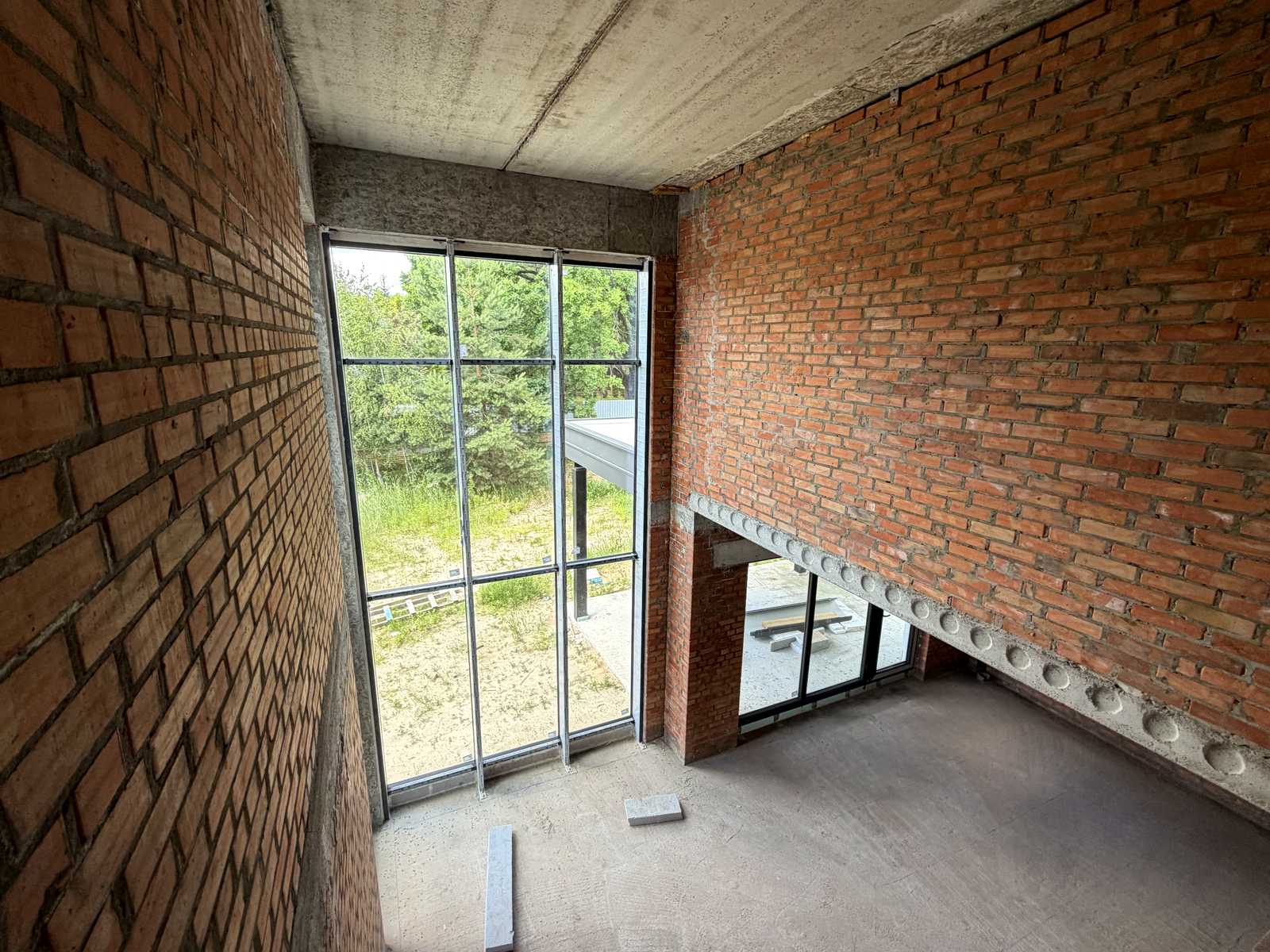 1871578632676337