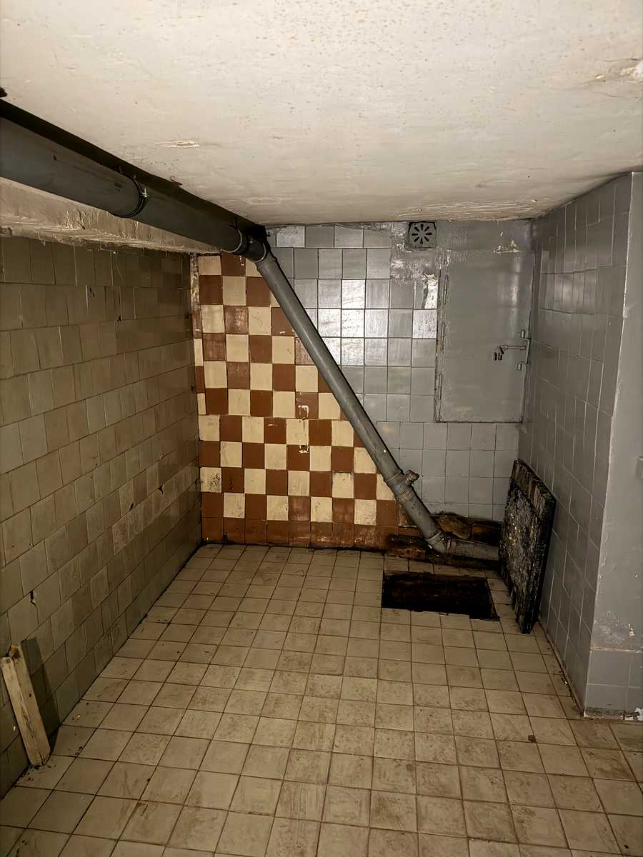 1871582866648639