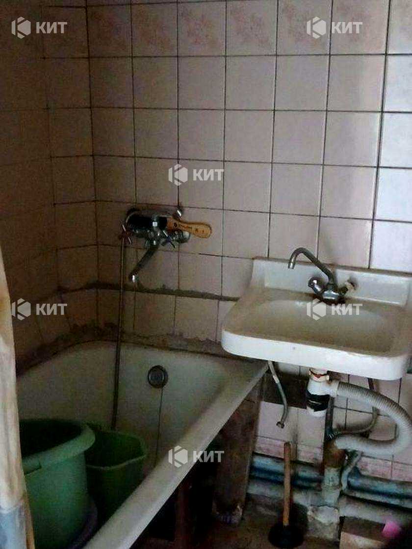 1871584531519887