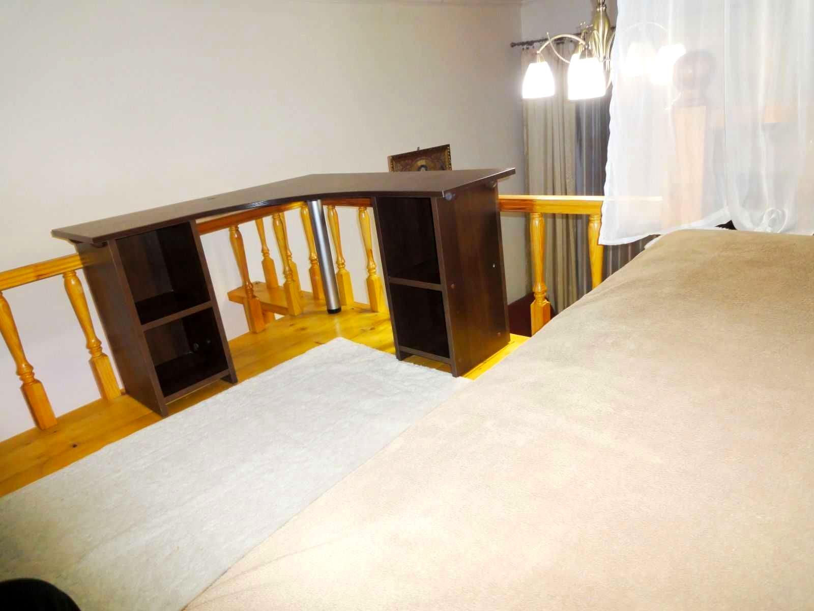 1871584819046450
