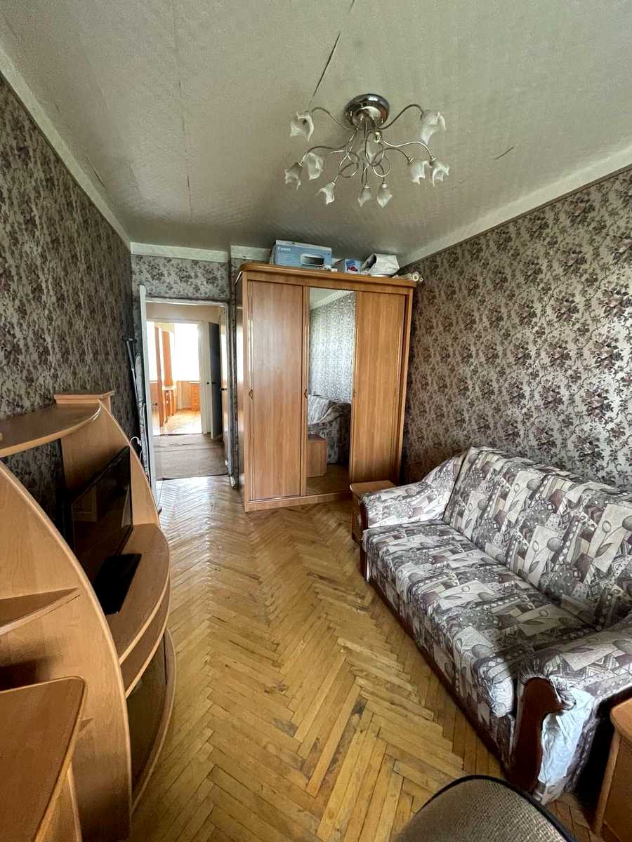 1871586365043659