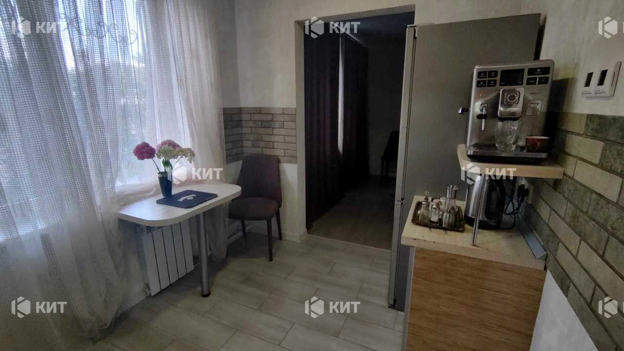 1871586441951240