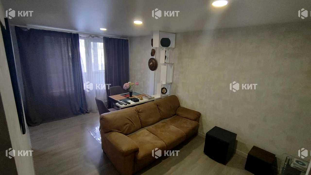 1871586442150040