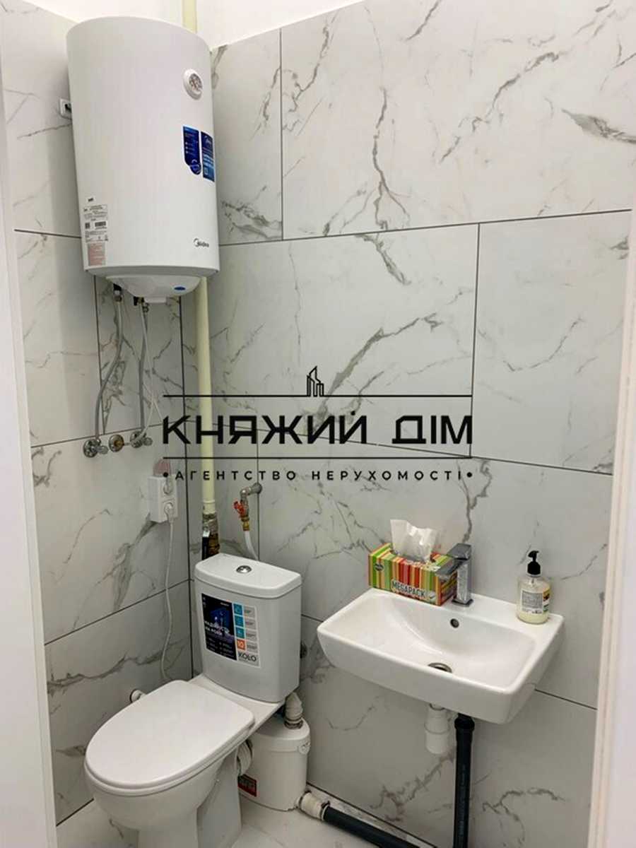1871590481857130