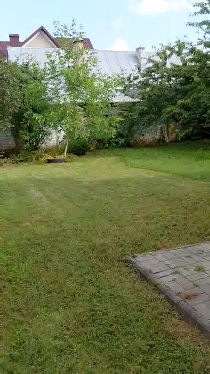1871592640304320
