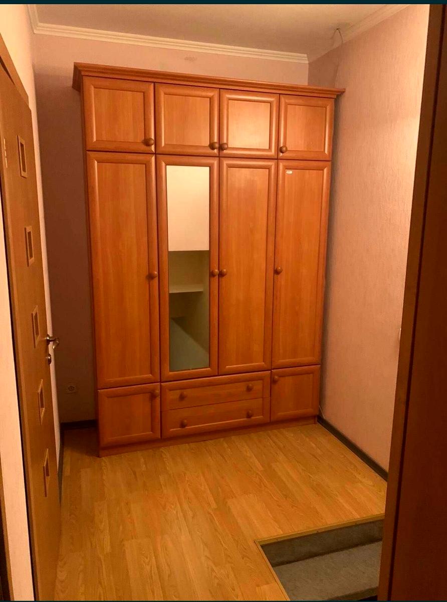 1871594356559268