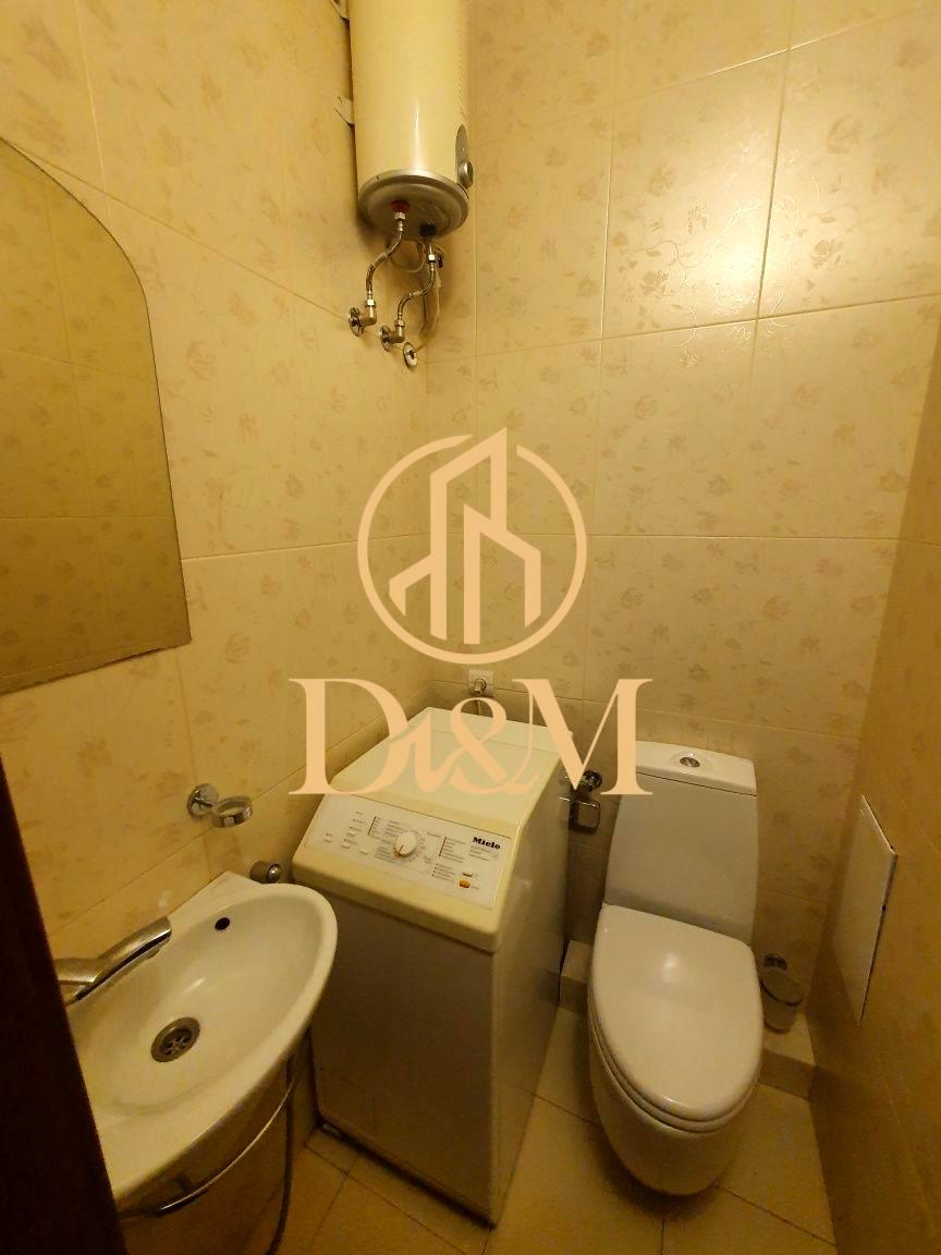 1871595113756250