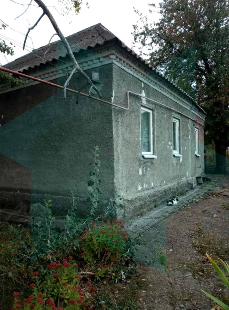 1871596076357904