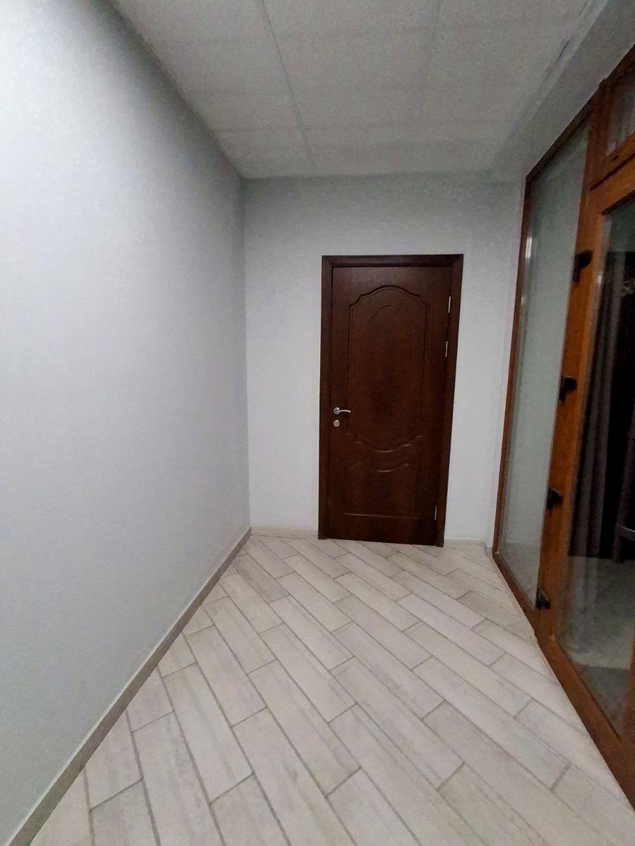 1871598758023679