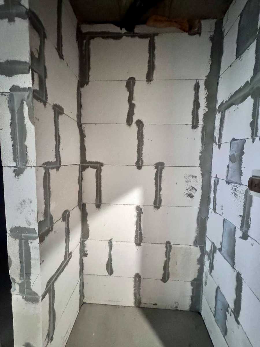 1871599254348242