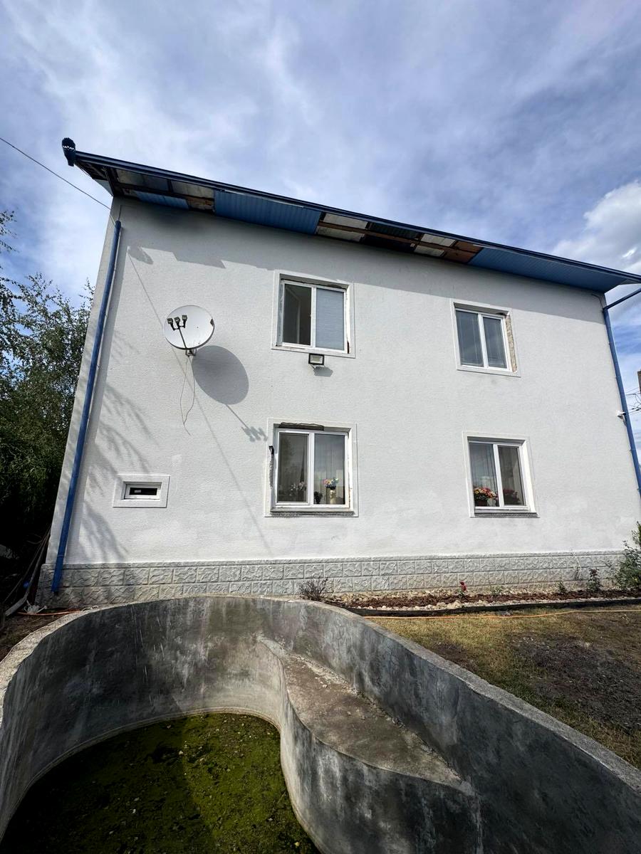1871600634883869