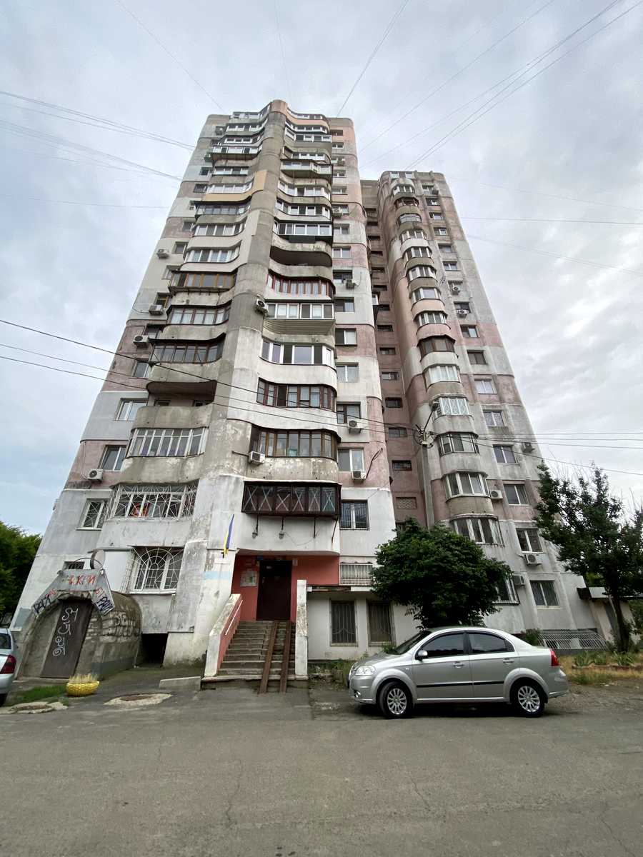 1871600960788297