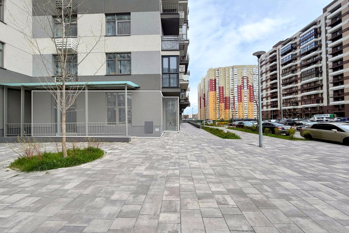 1871602885703504