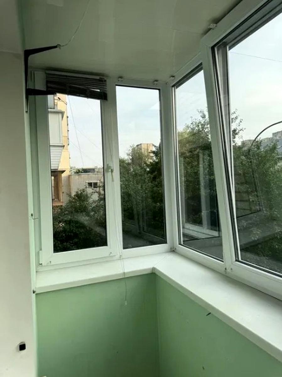 1871604773320951