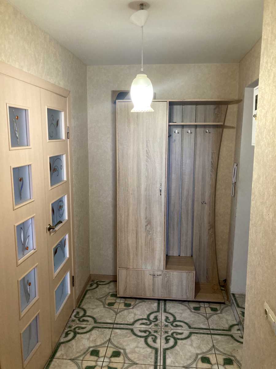 1871605738806449