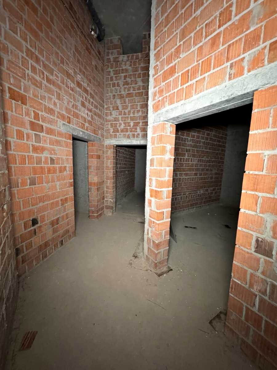1871608716997276