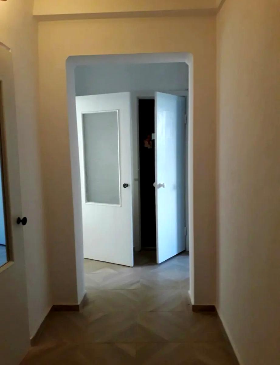 1871666107716566