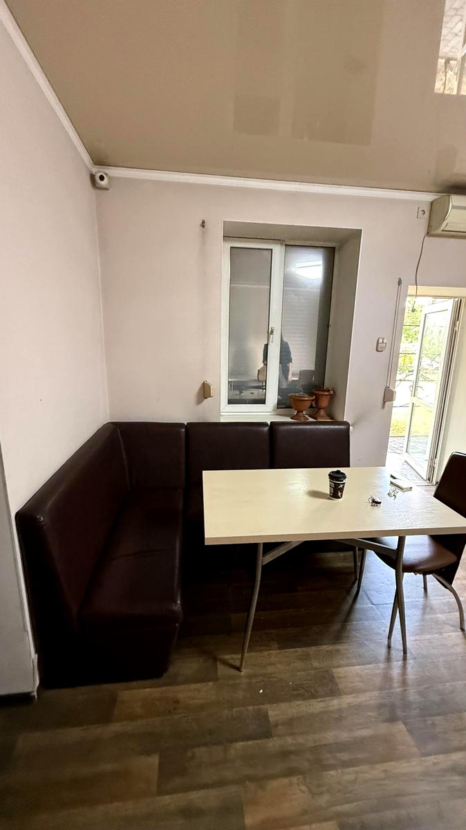 1871669328529700