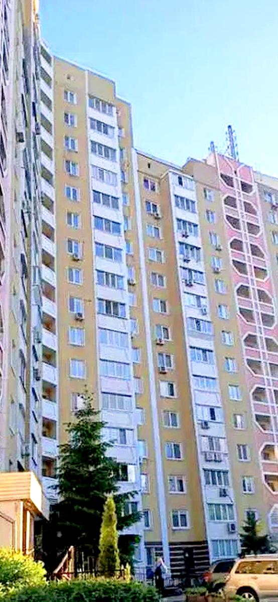 1871675834753638