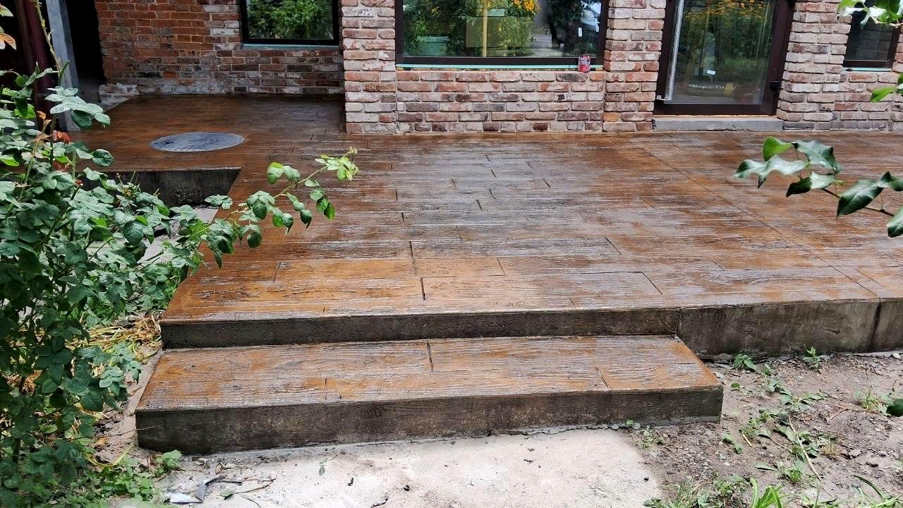 1871682528316794