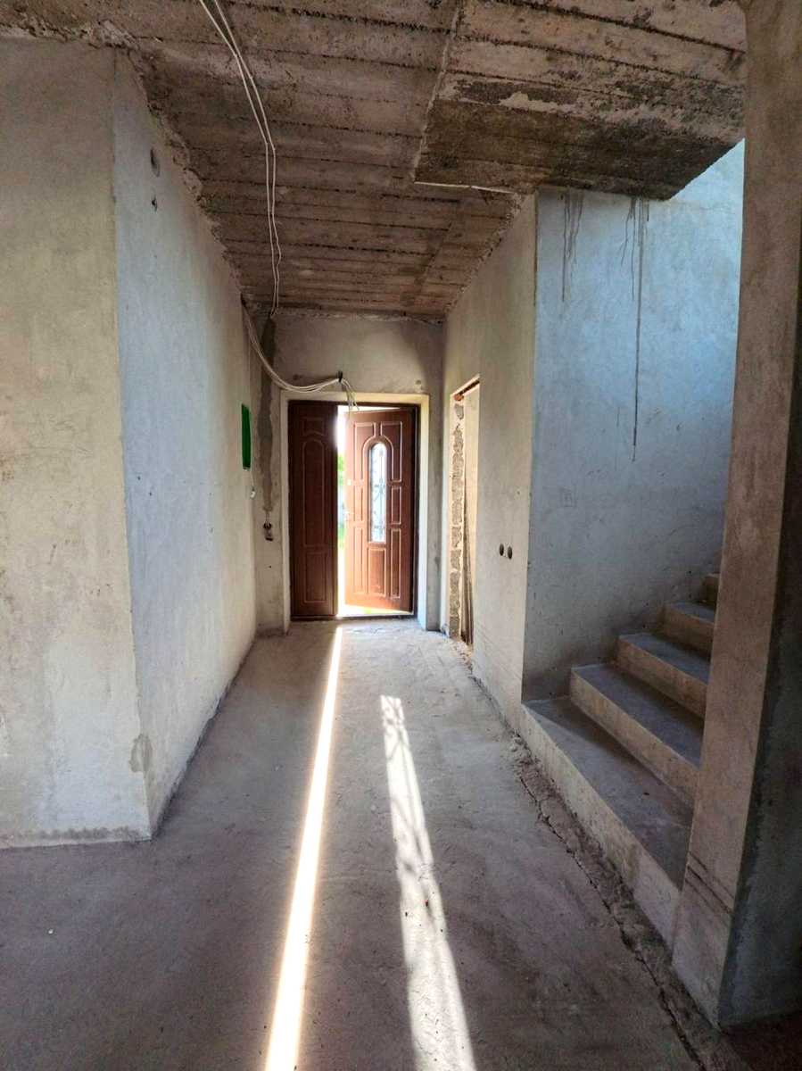 1871684069157070