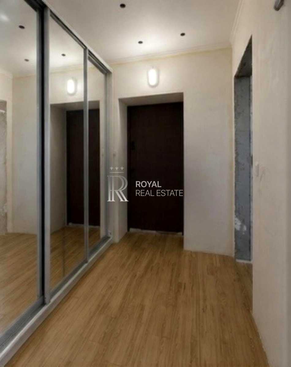 1871686631521787