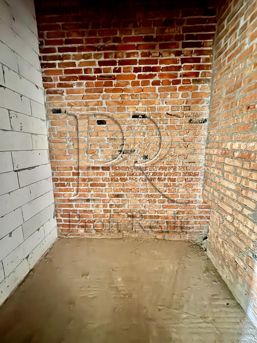 1871701139447555