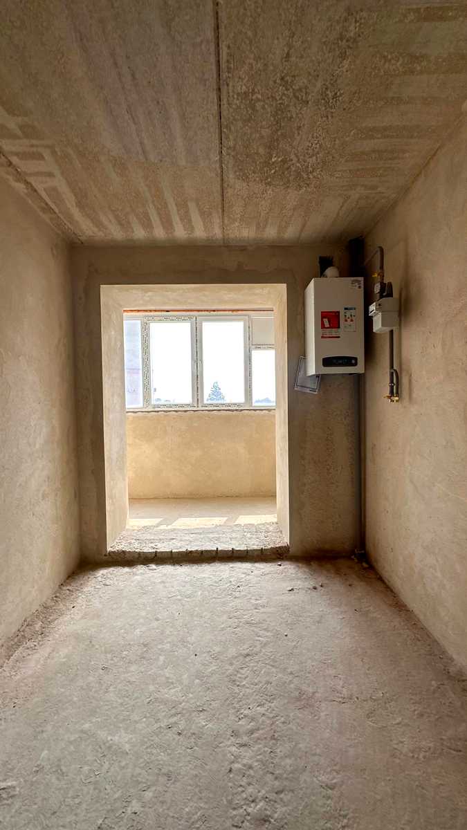 1871718210400651