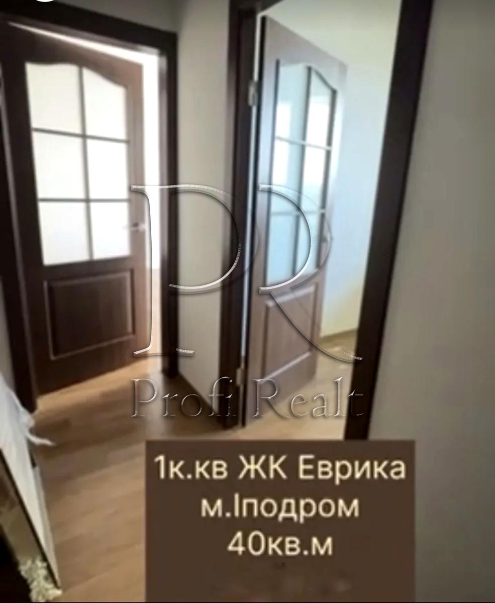 1871761395829334
