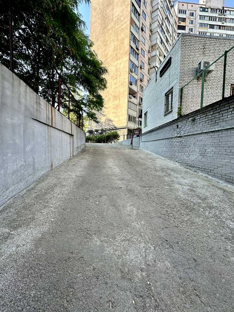 1871764790701429