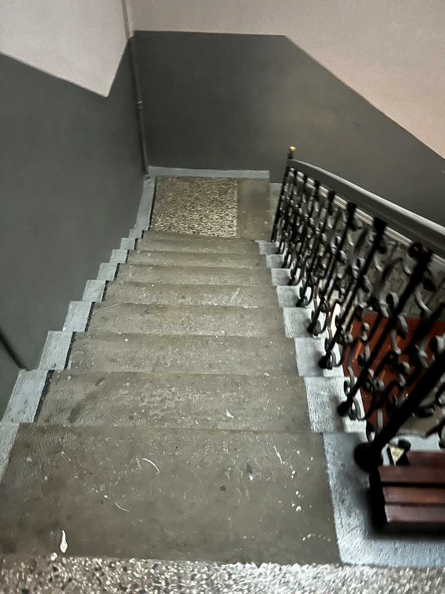 1871776696411593