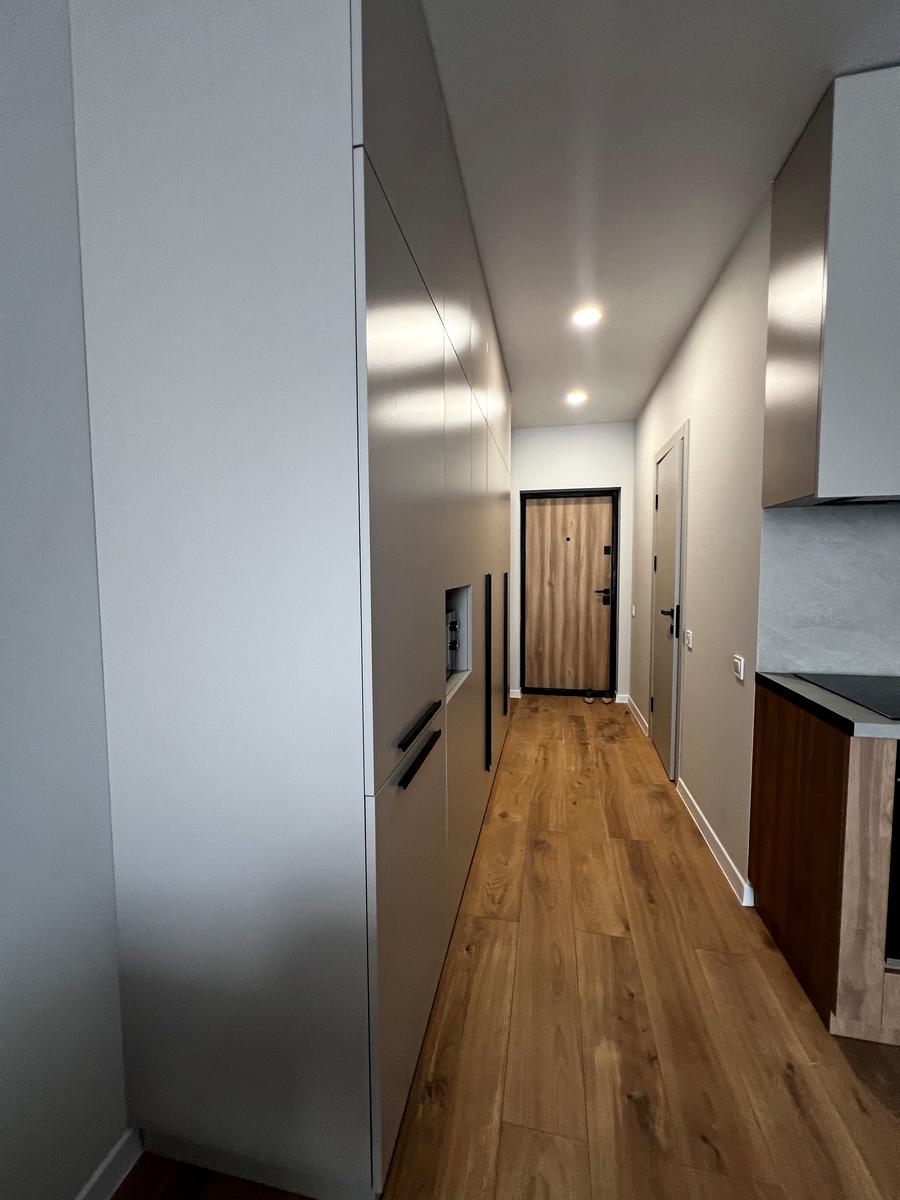 1871780635375346
