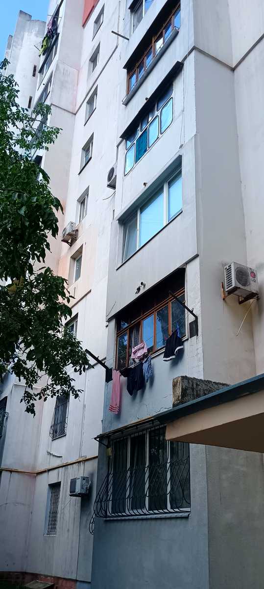 1871787971830007