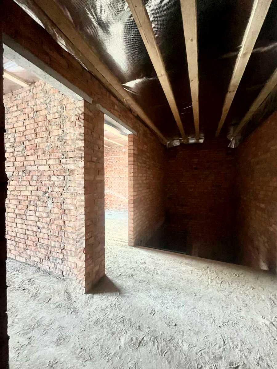 1871798845467700