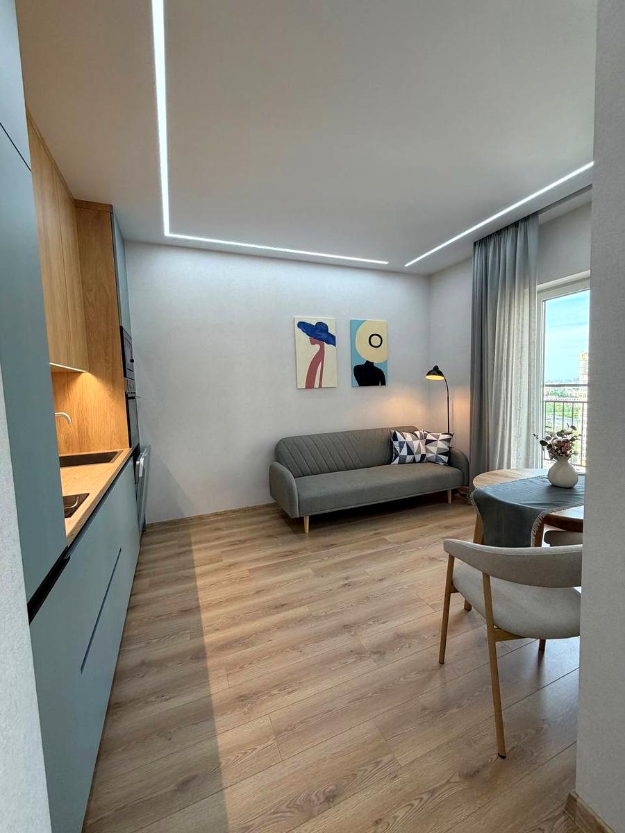 1871846411687280