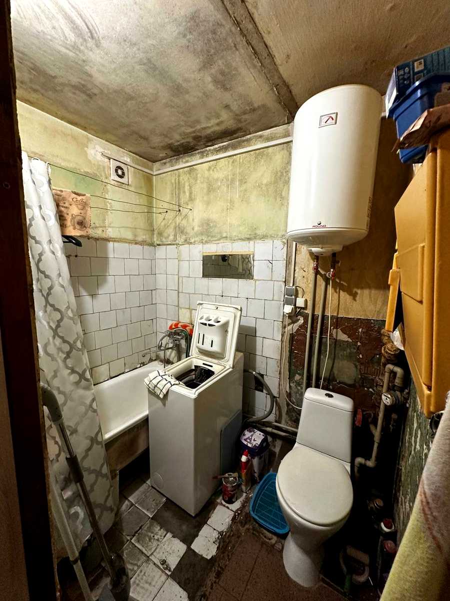 1871847001141588