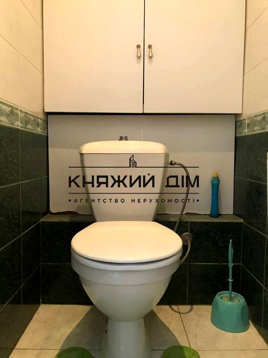 1871853130592229