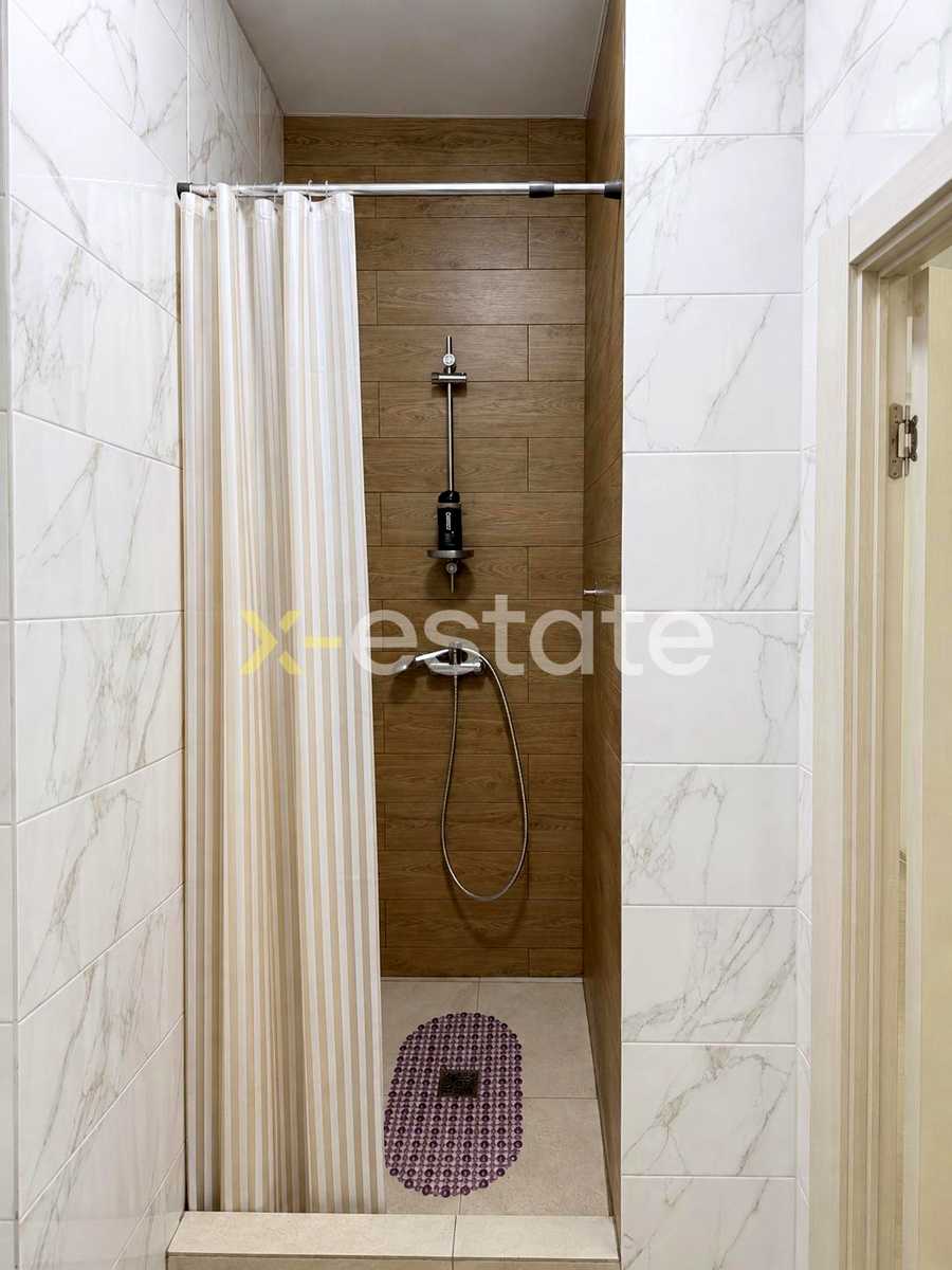 1871857597324905