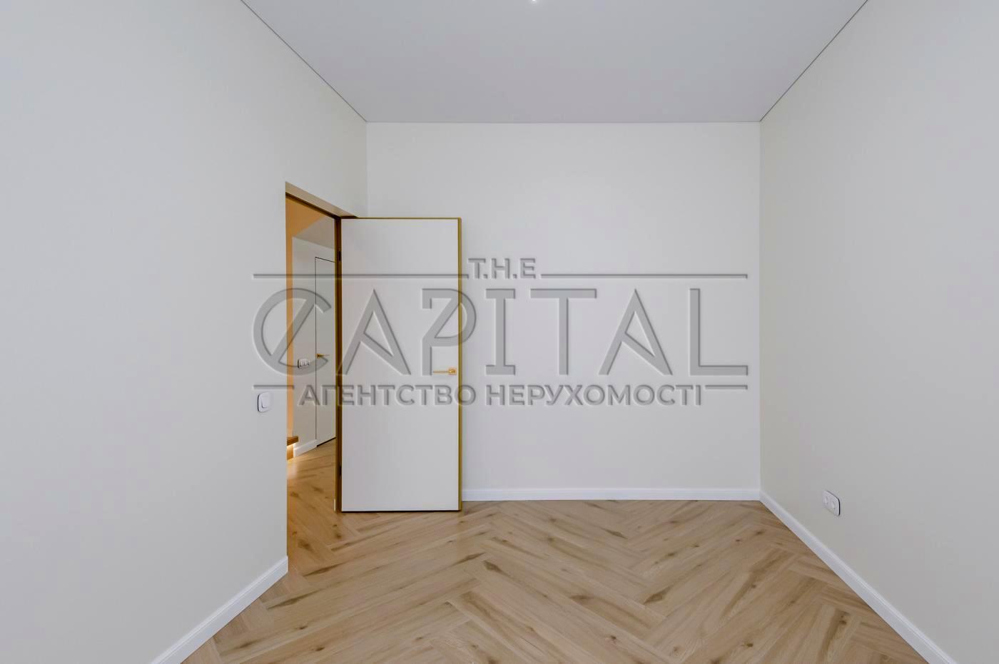 1871857633000587
