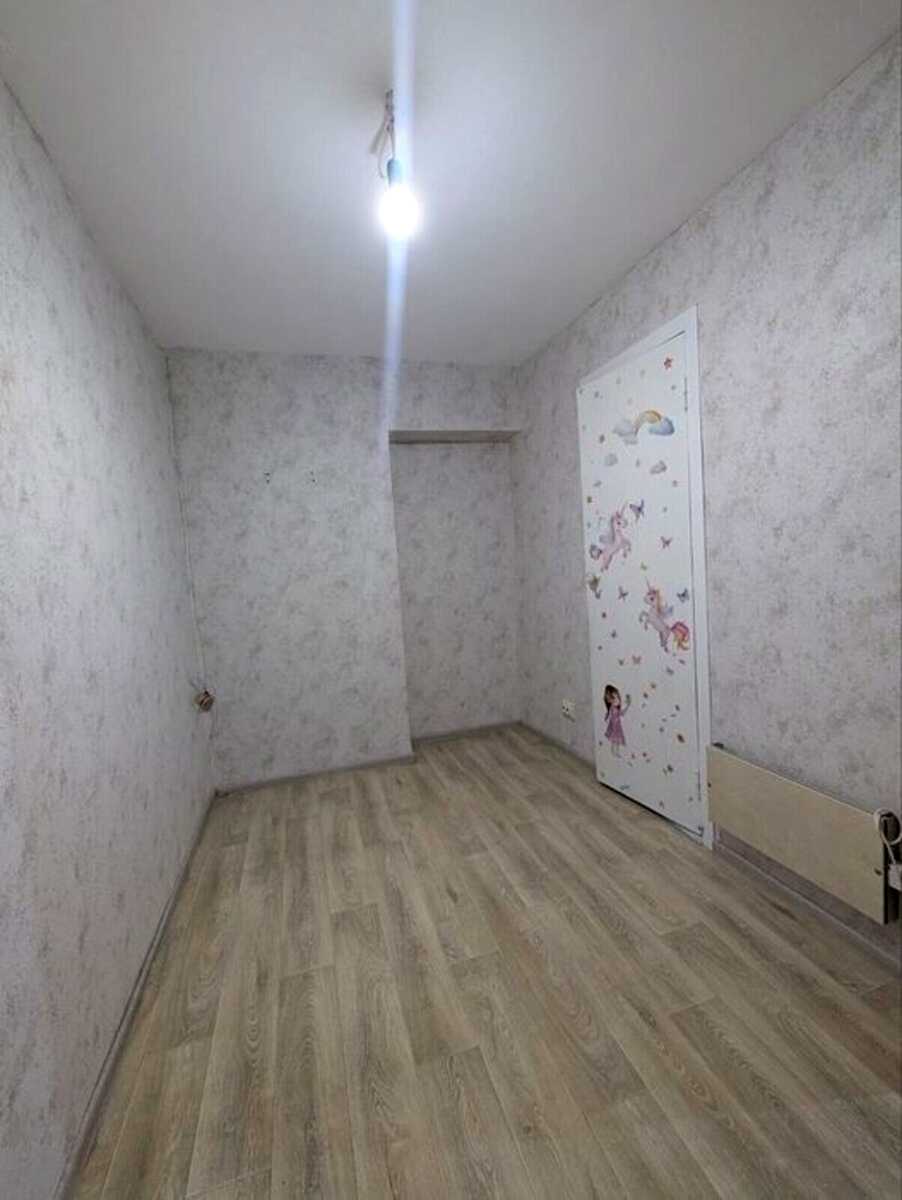 1871861047156161