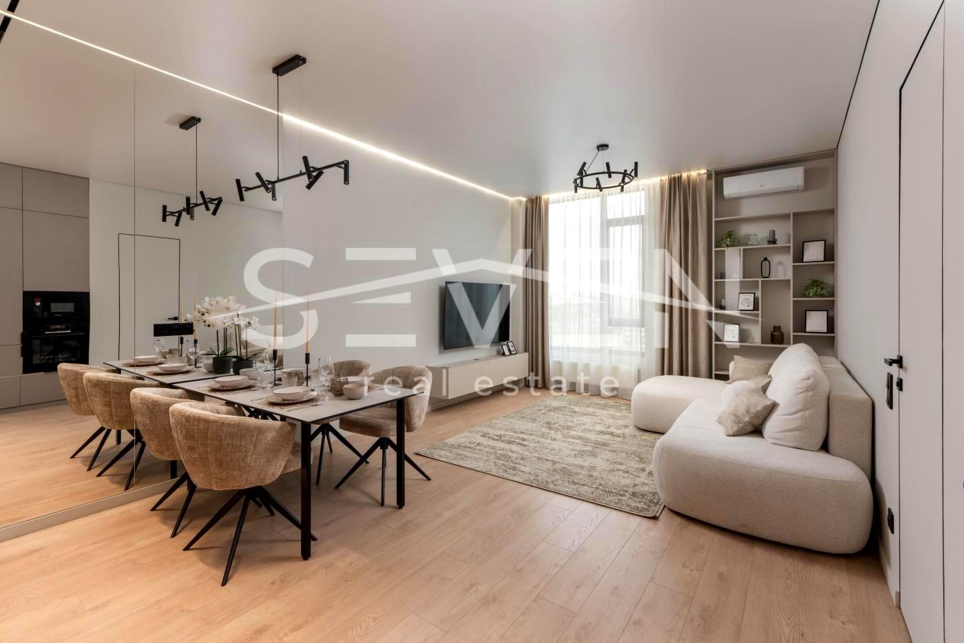1871862442839040