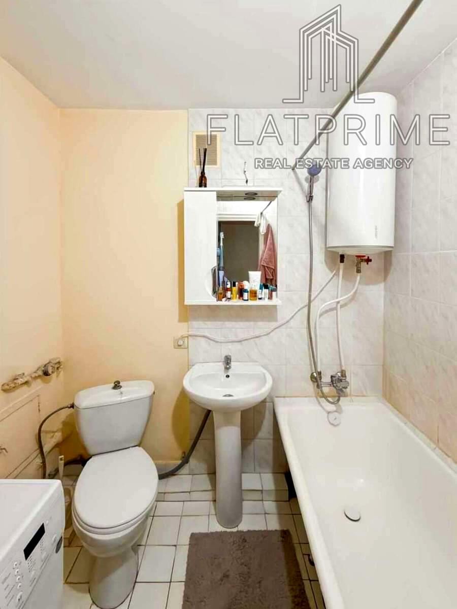 1871862467419537