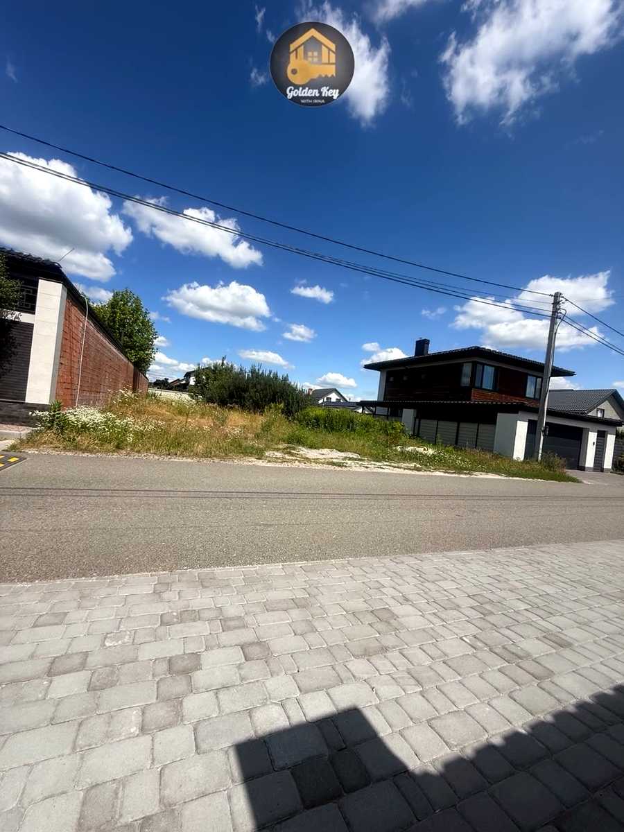 1871862695150018