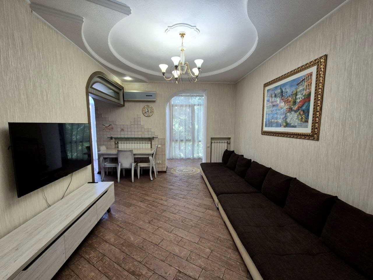 1871863452868797