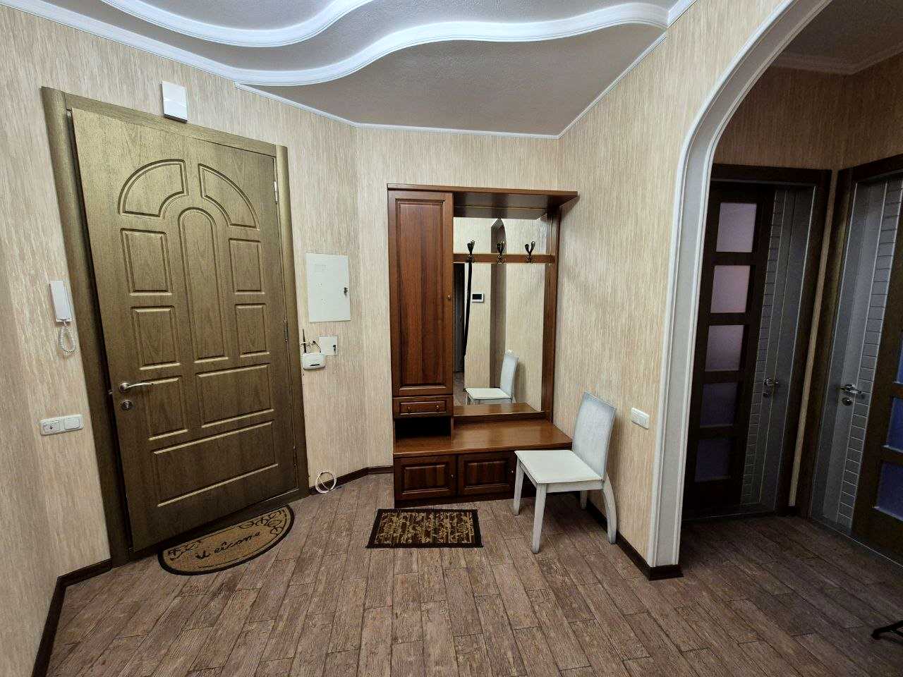 1871863453622045