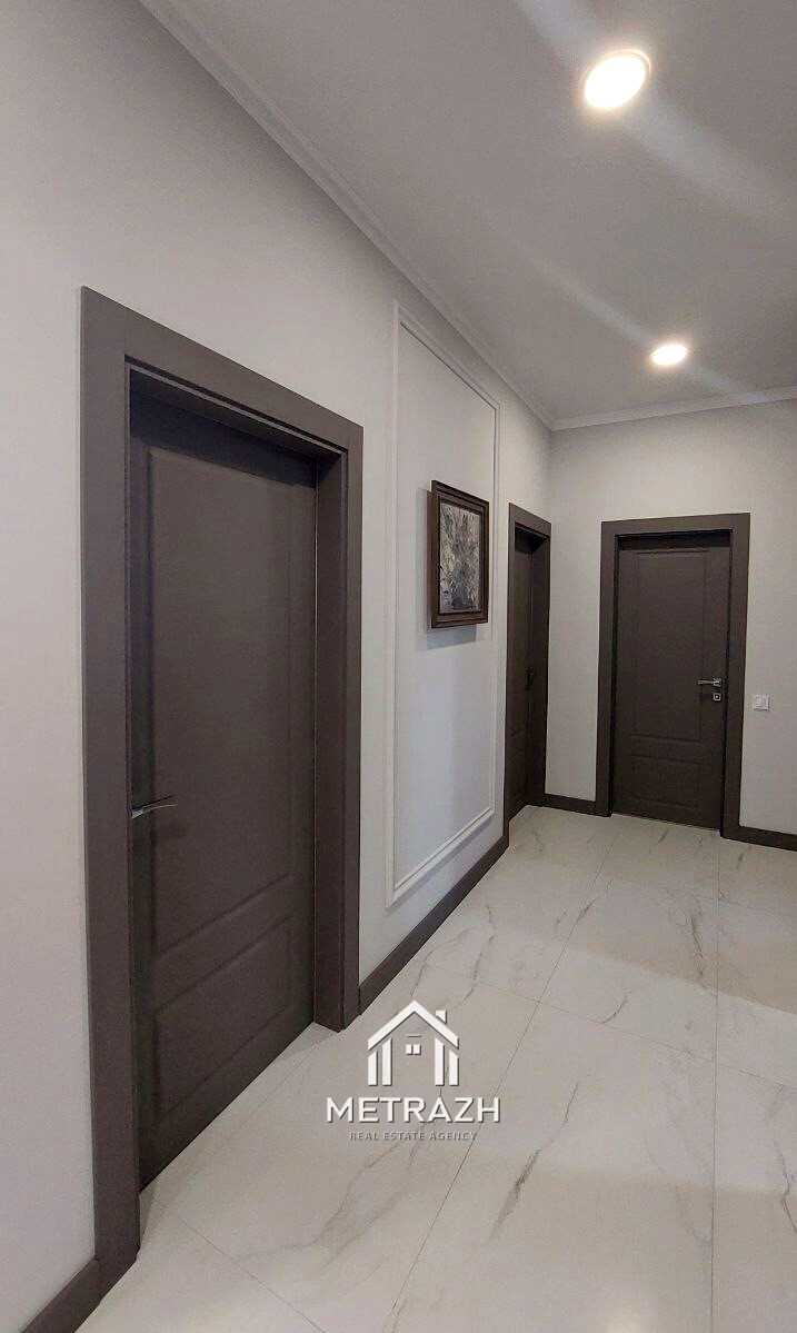 1871865631245385